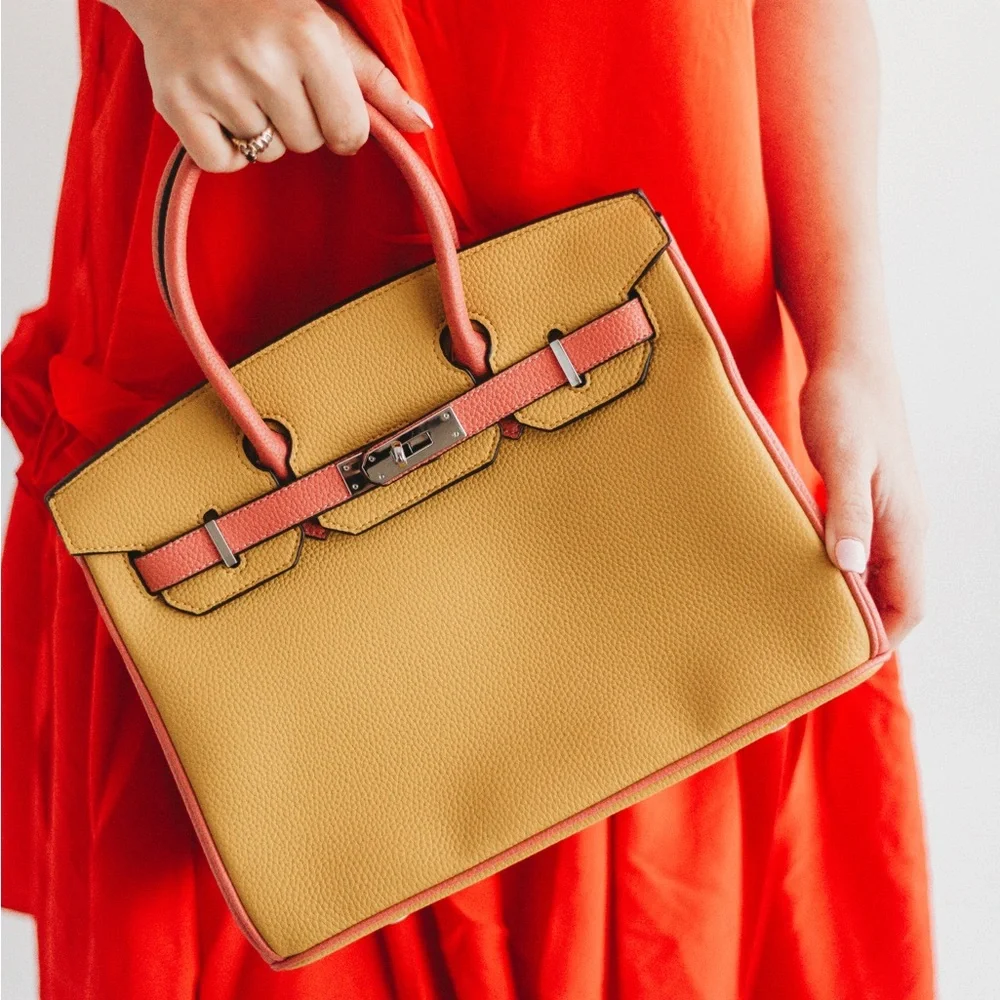 Elegant Tan and Pink Women's Handbag - Picture 2 of 3